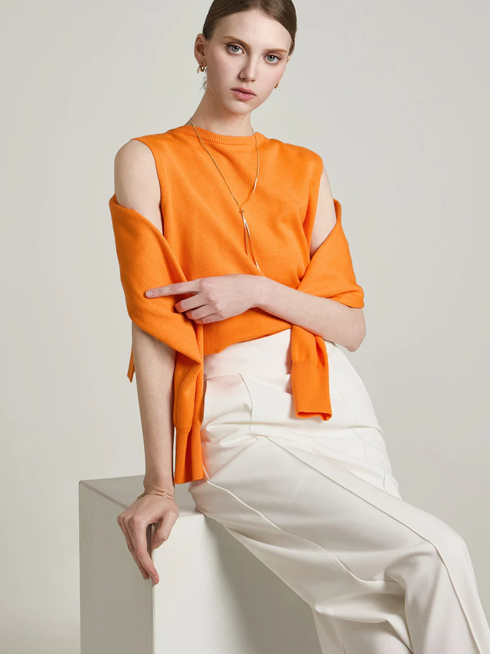 E3694 Sleeveless Knit with Shawl