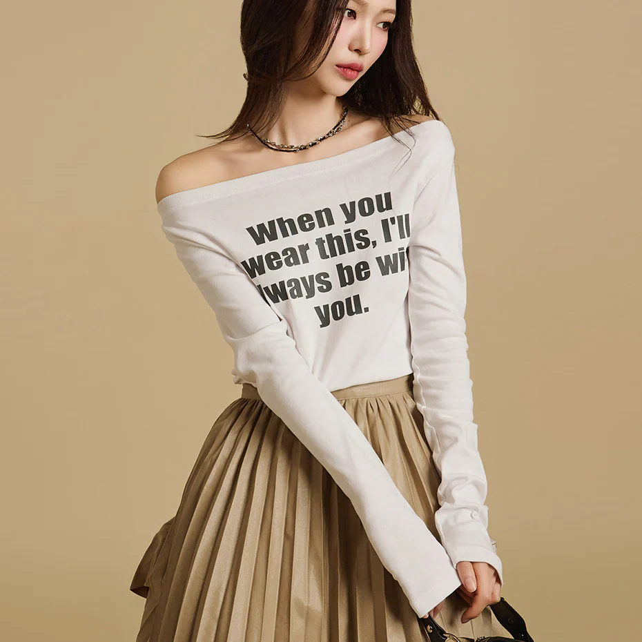 E3714 Printed Off Shoulder T-Shirt - Image 2