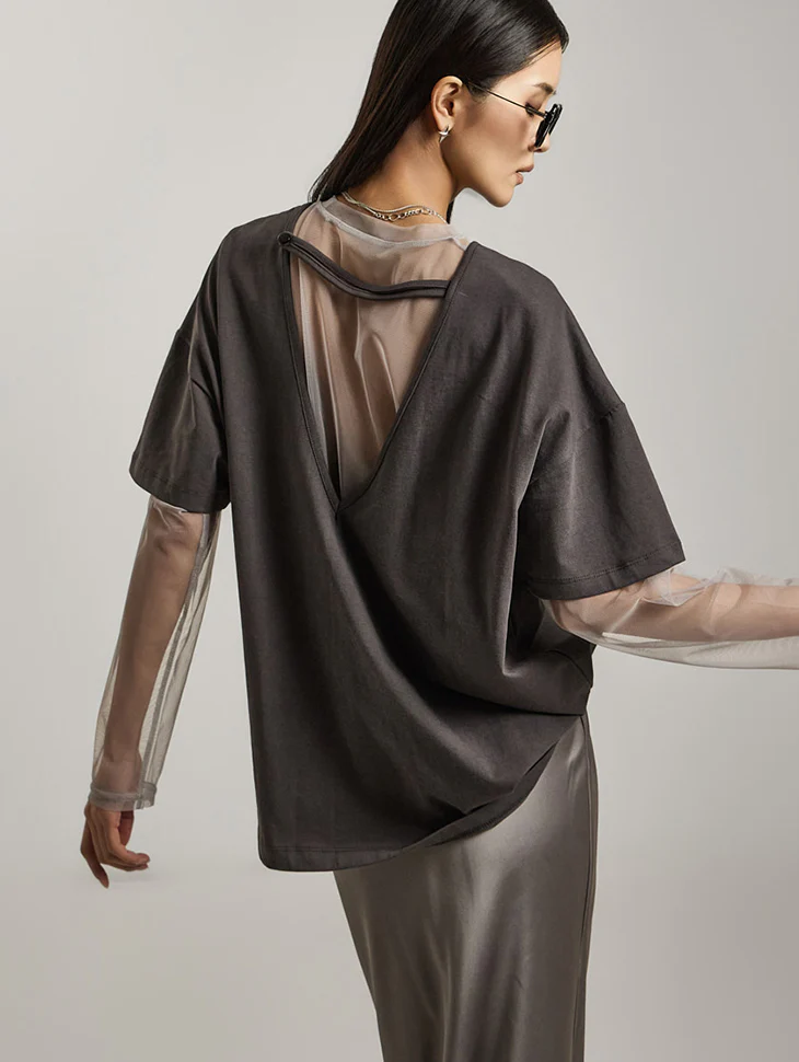 E3732 Back Slit T-shirt