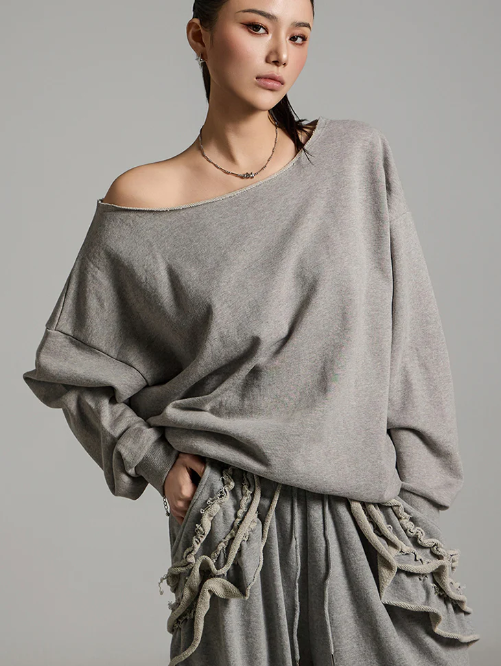 E3736 Asymmetric Sweatshirt