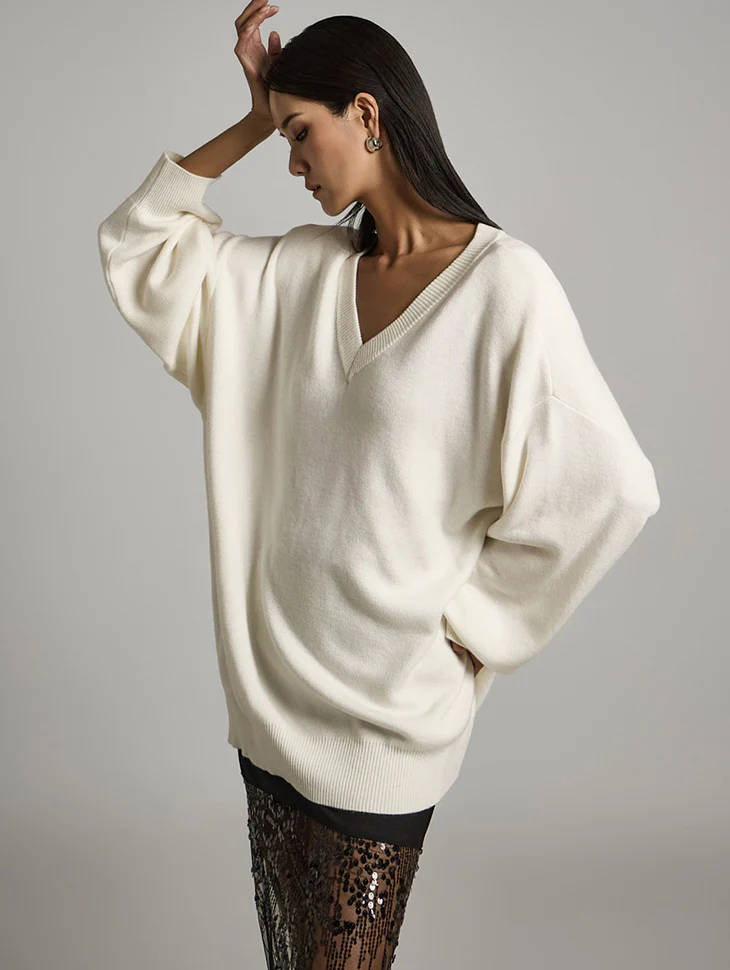 E3750 V-Neck Shoulder Pad Knit