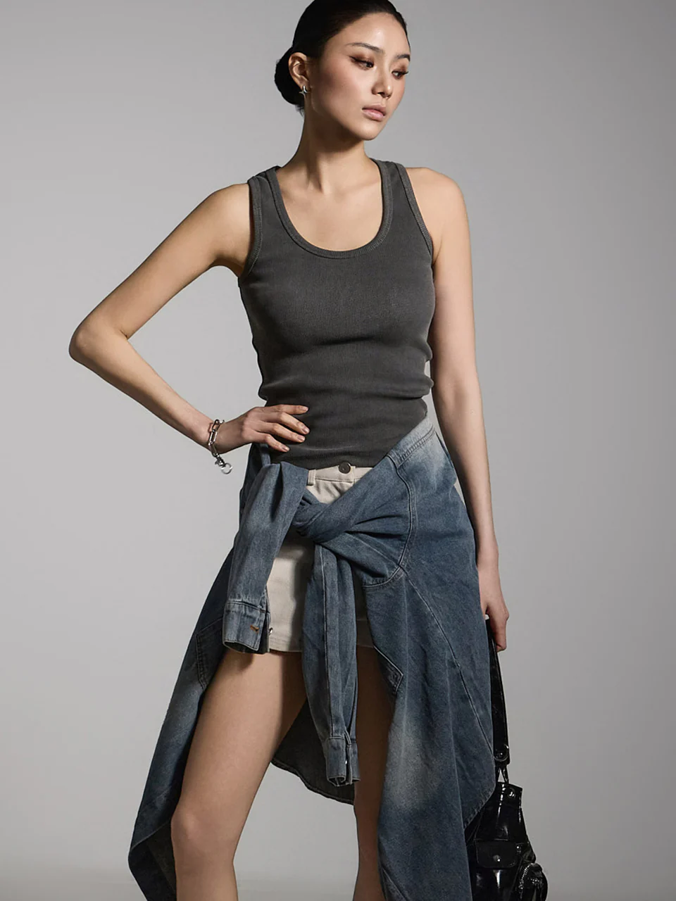 E3759 Basic Sleeveless Top