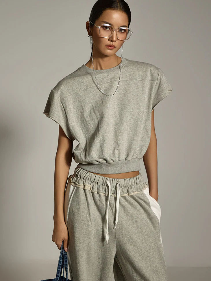 E3820 Cropped T-Shirt
