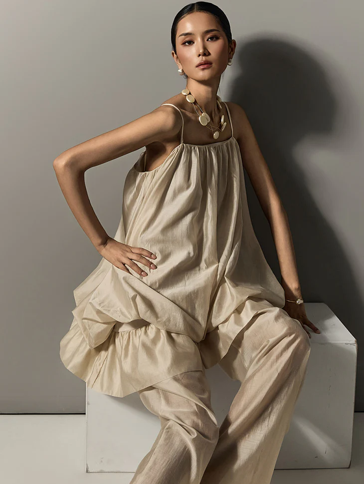 E3849 Balloon Sleeveless Top