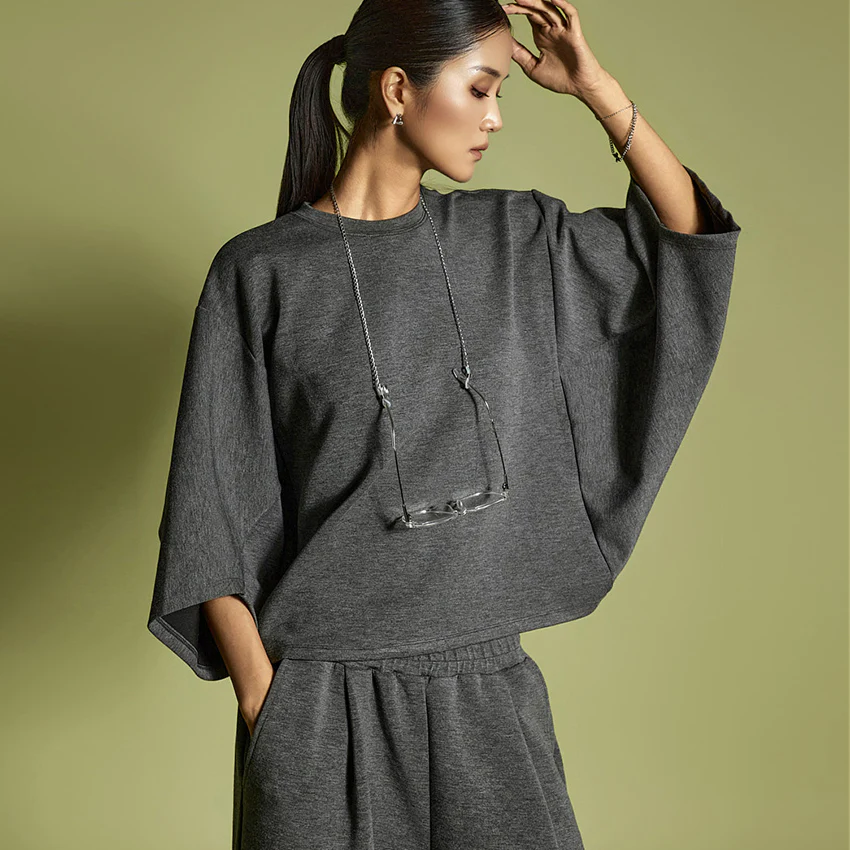 E3947 Oversized Top - Image 2