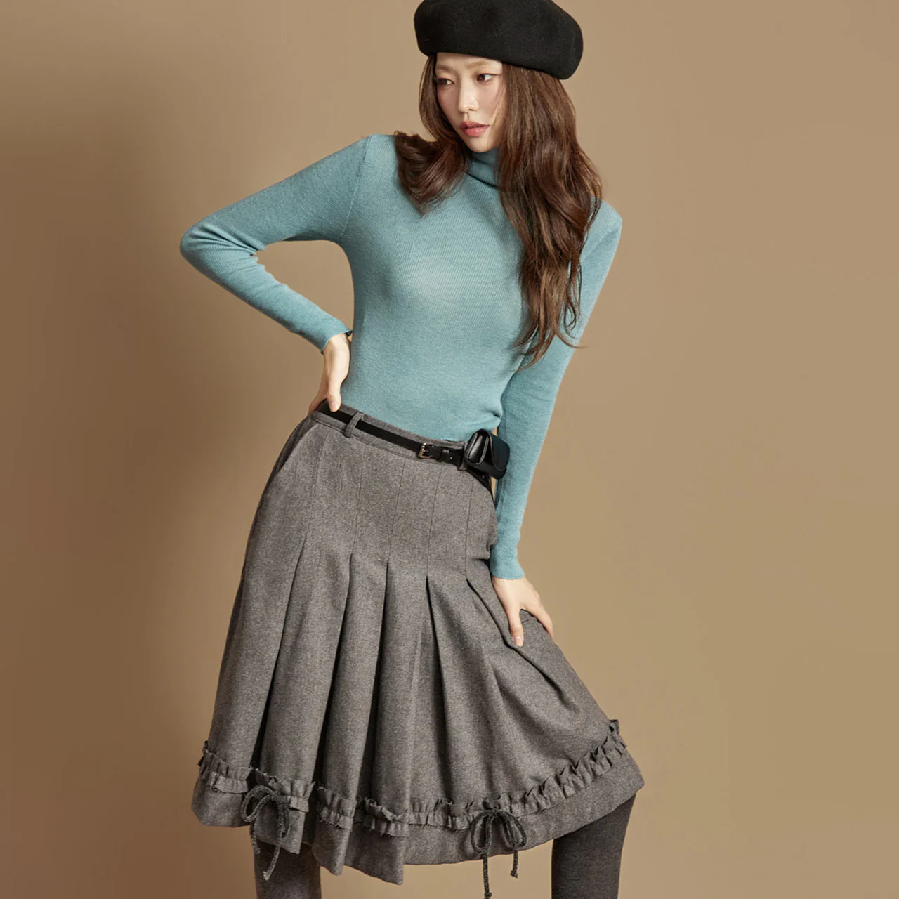 E4022 Ribbed Turtleneck Top - Image 2