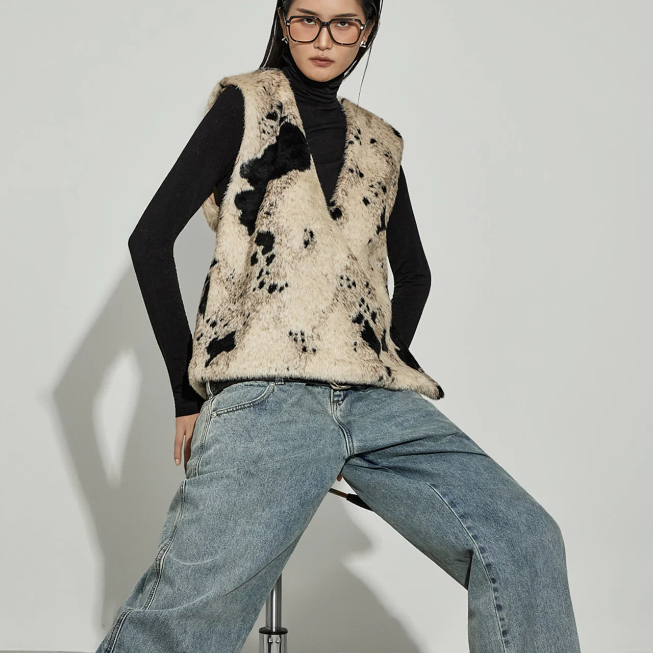 E4028 Fur Vest Top - Image 2