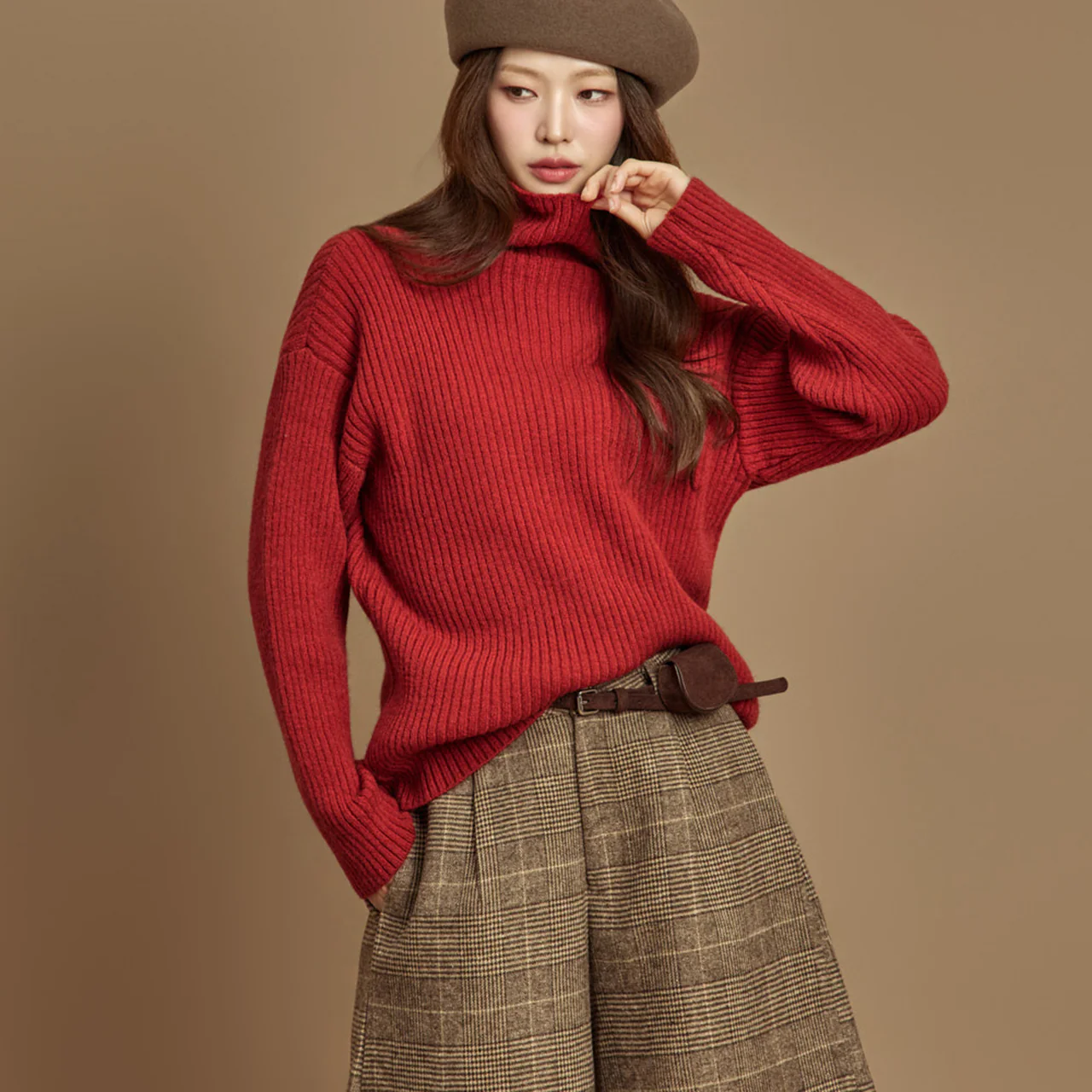 E4049 Turtle-Neck Knit - Image 2