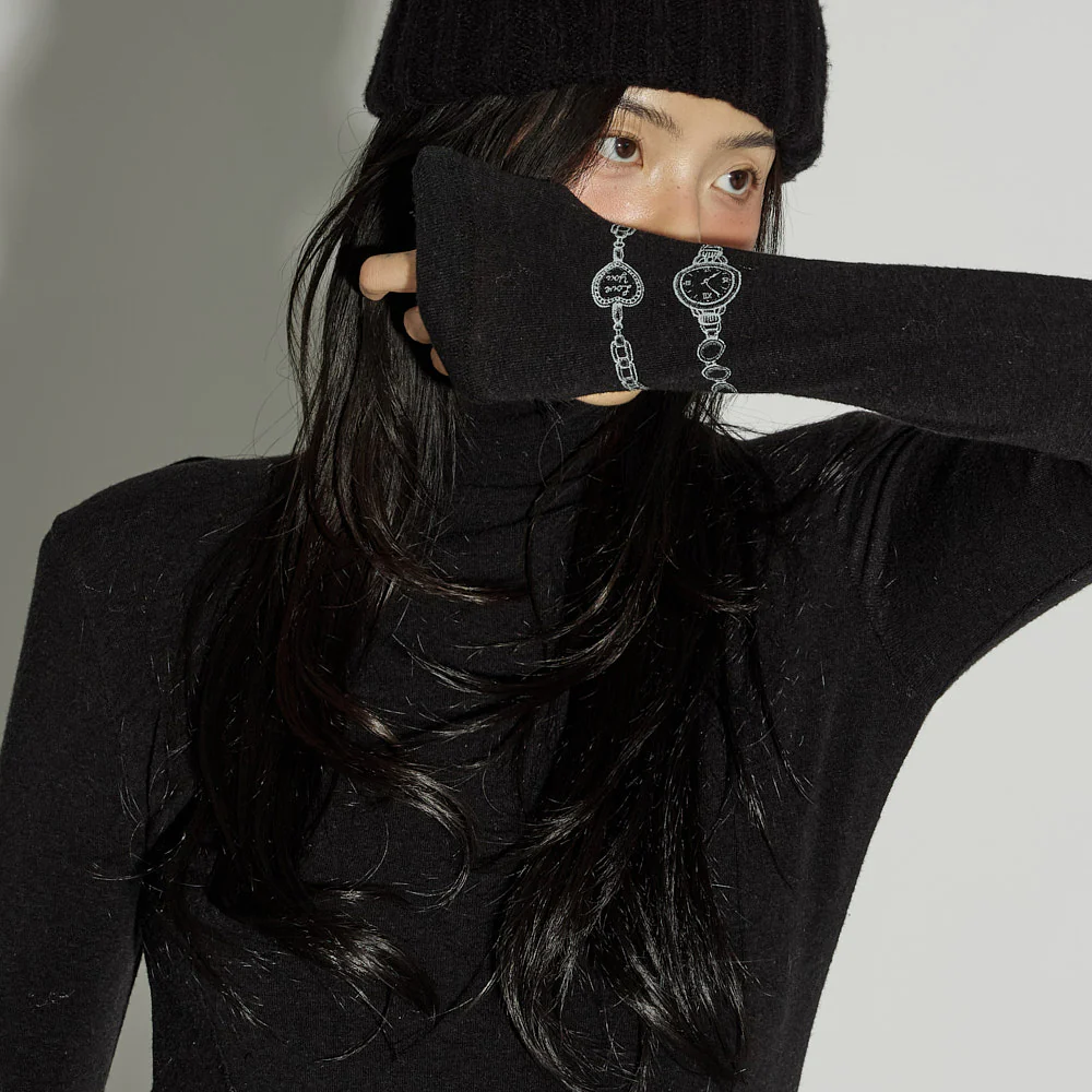 E4053 Turtle-Neck Top - Image 2