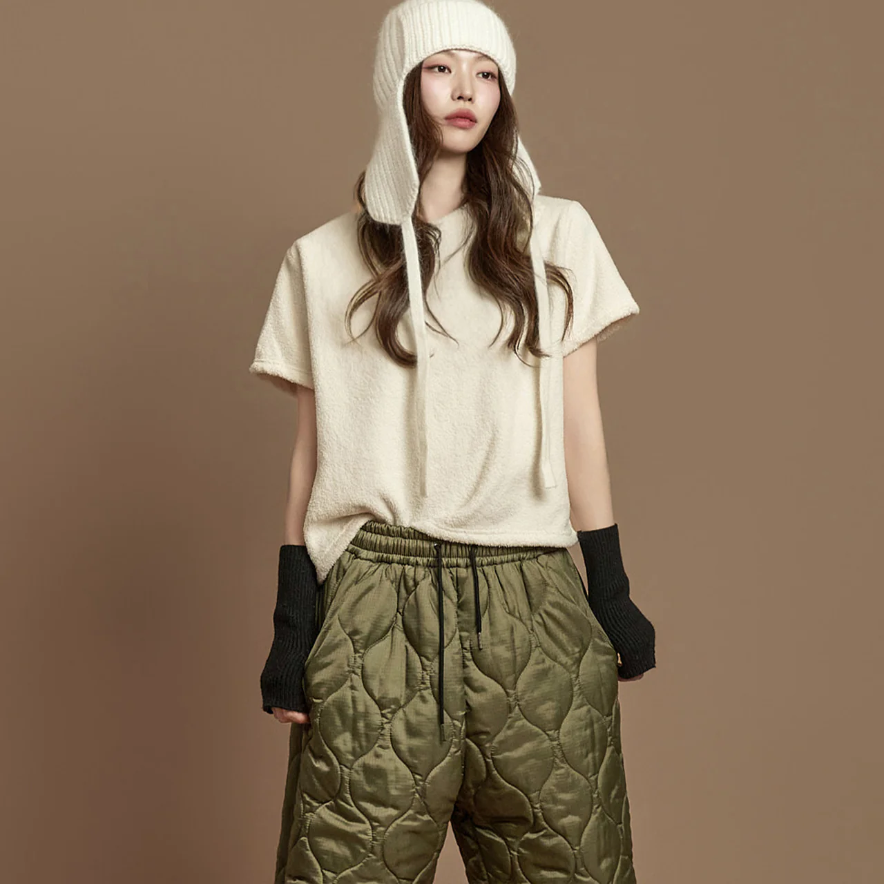 E4057 Boucle Short Sleeve Tops - Image 2