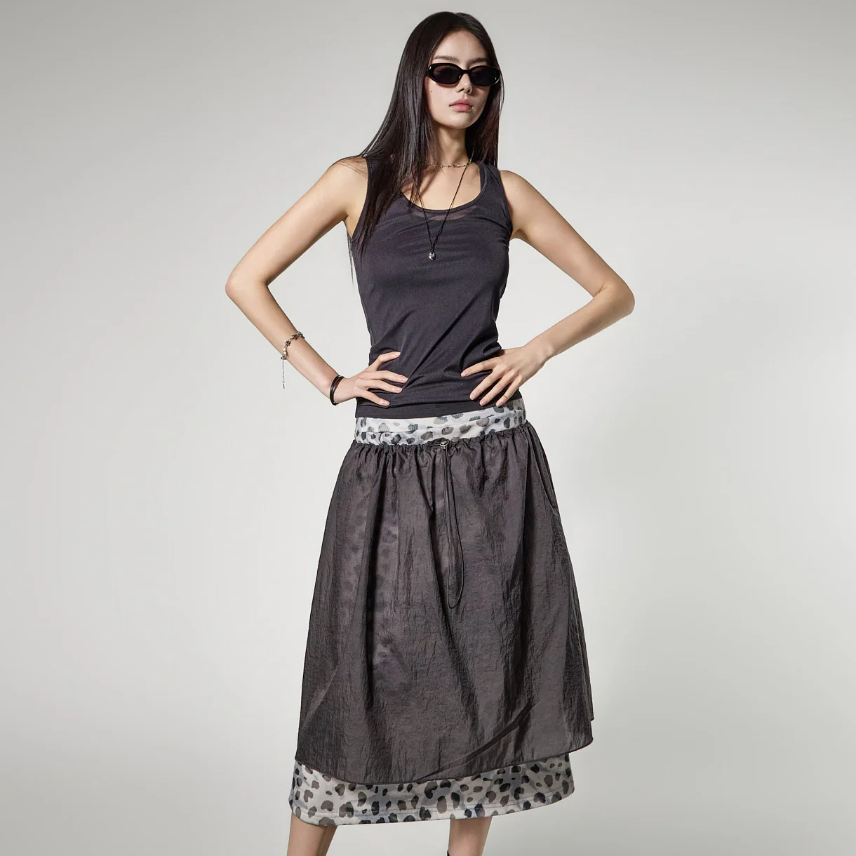 E4201 Mesh Sleeveless Top - Image 2