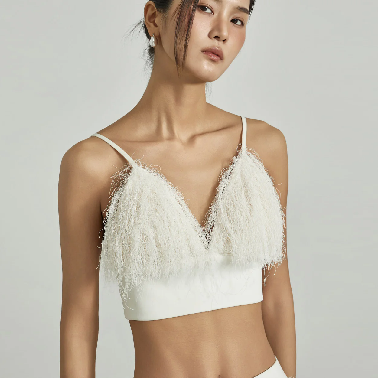 E9037 Fluffy Shaggy Sleeveless Top - Image 2