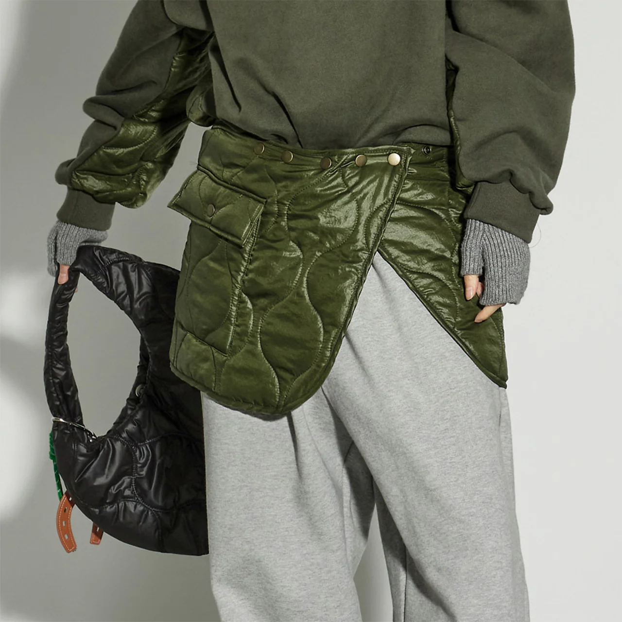 EC-262 Quilted Waist Cover - Image 2