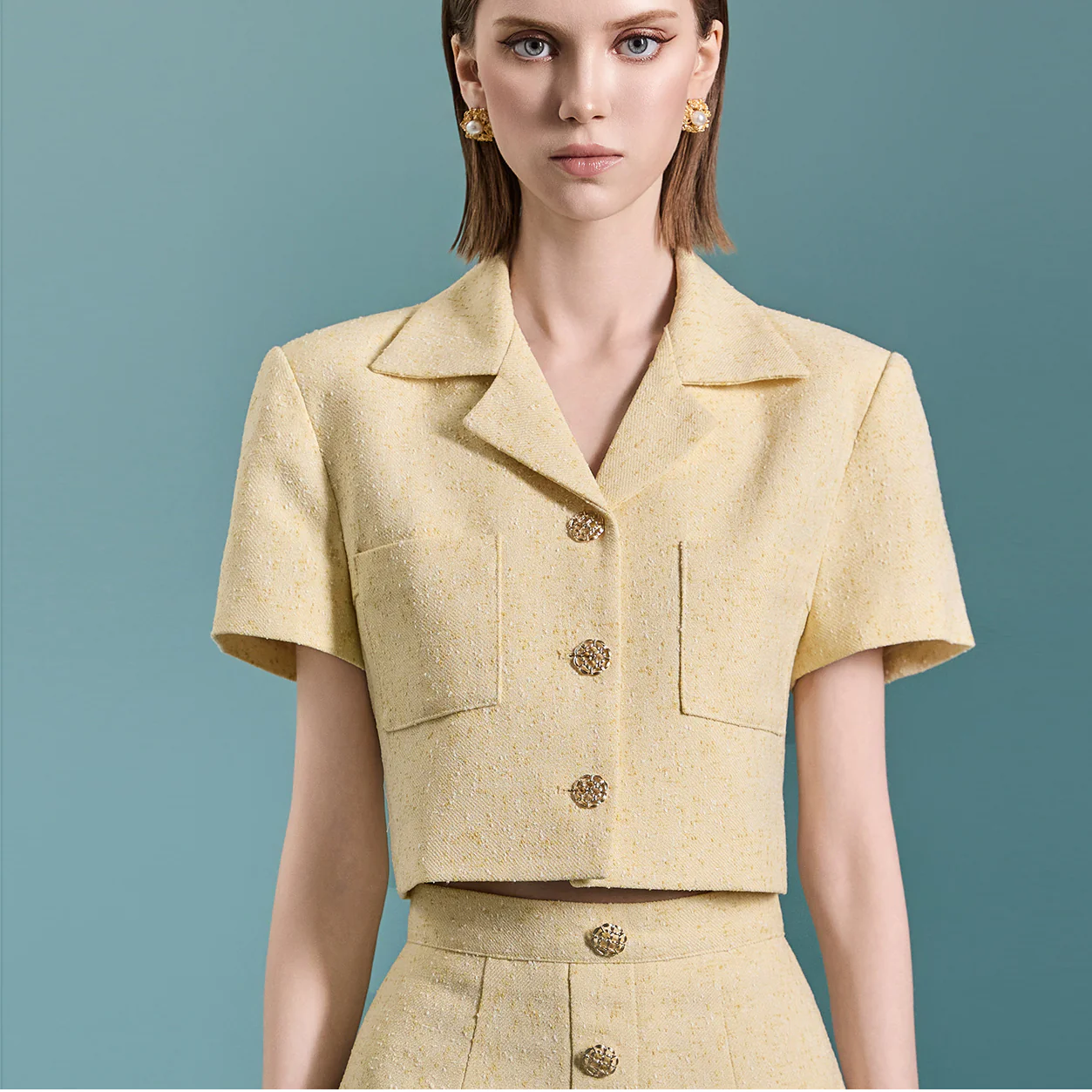 J2322 Crop Jacket - Image 2