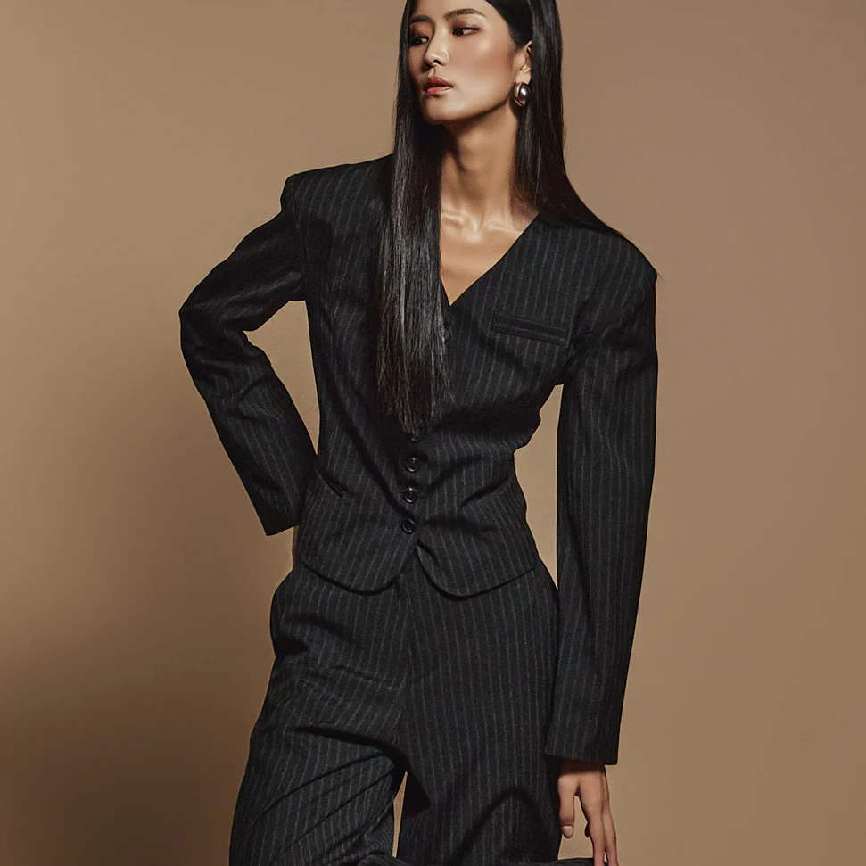 J2378 Jacket with Strap - Image 2