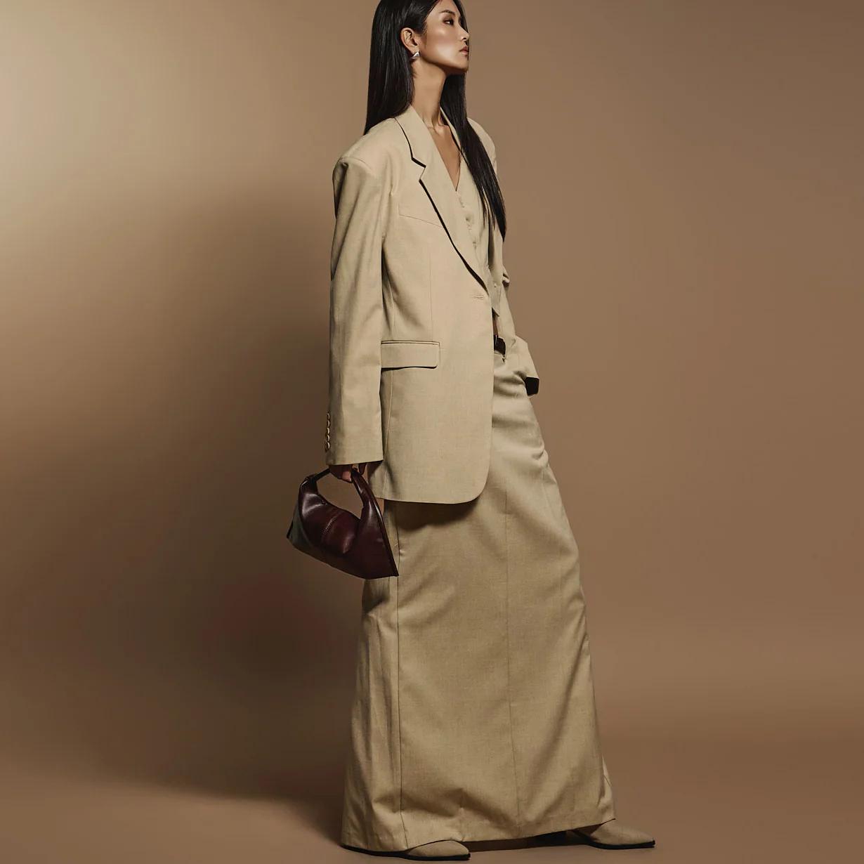 J2379 One Button Jacket - Image 2