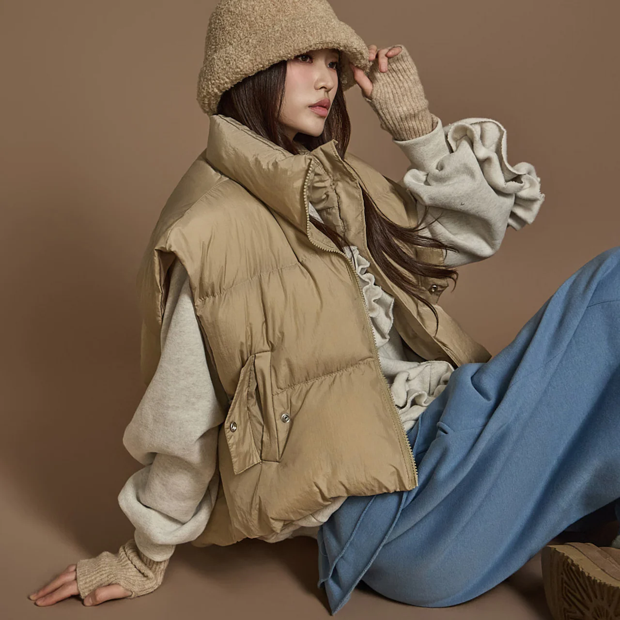 J2488 Padded Vest With Hat - Image 2