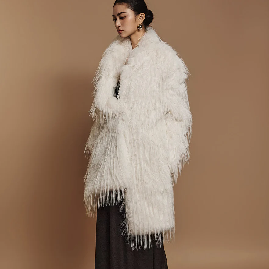 J2497 Faux Fur Coat - Image 2