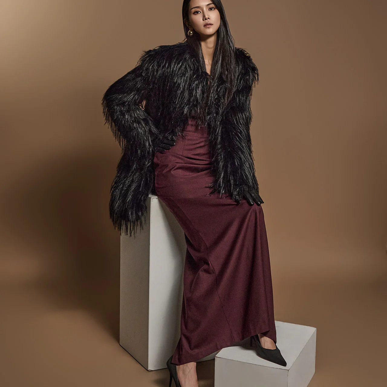 J2497 Faux Fur Coat - Image 2
