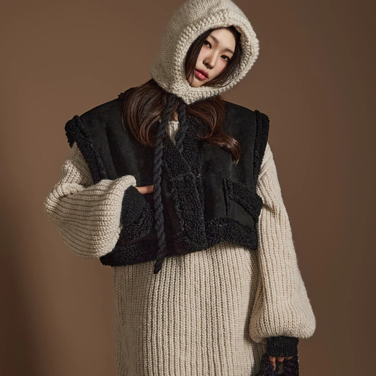 J2535 Shearling Vest - Image 2