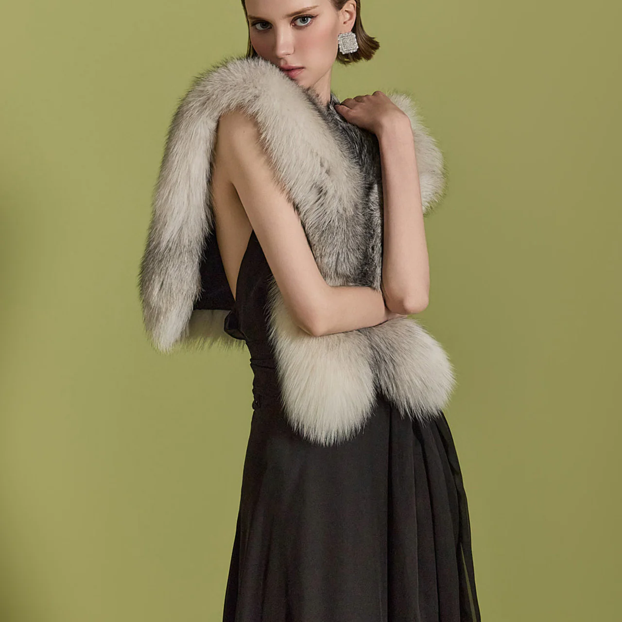 J2549 Fur Vest - Image 2