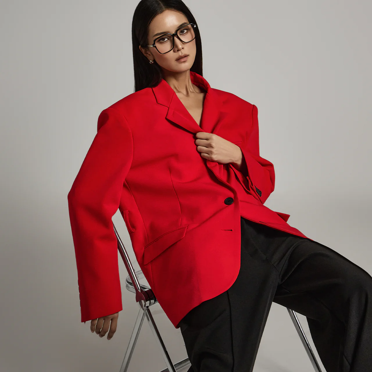 J2623 Shoulder Pad Jacket With Belt - Image 2