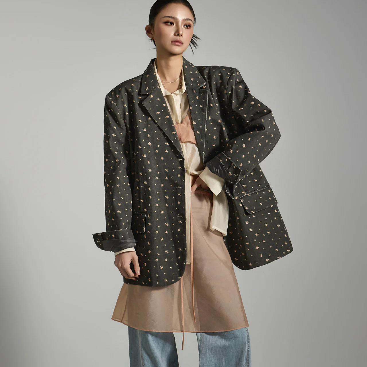 J2659 Flower Pattern Jacket - Image 2