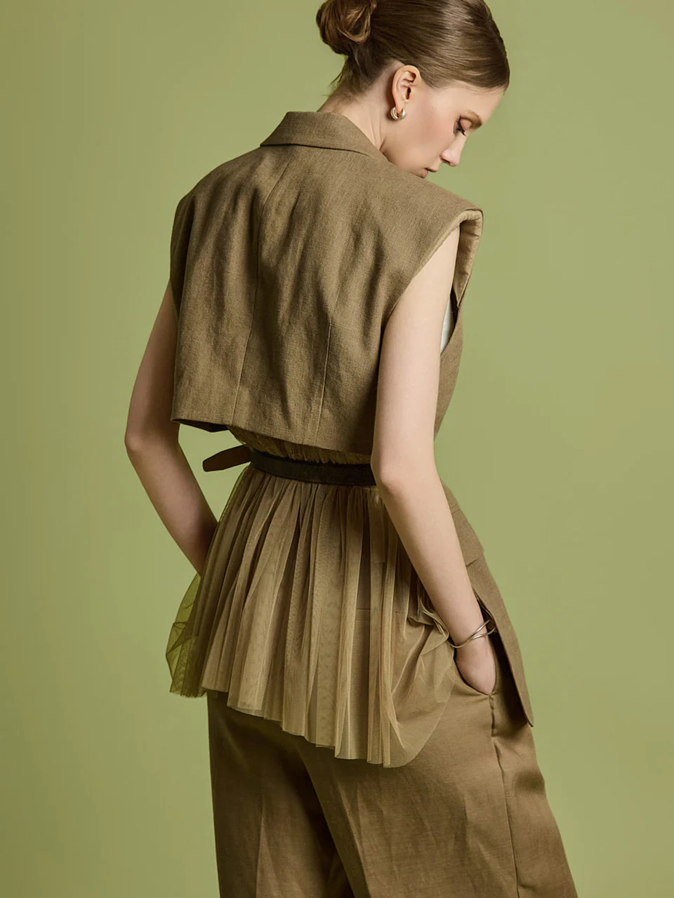 J2772 Linen Vest