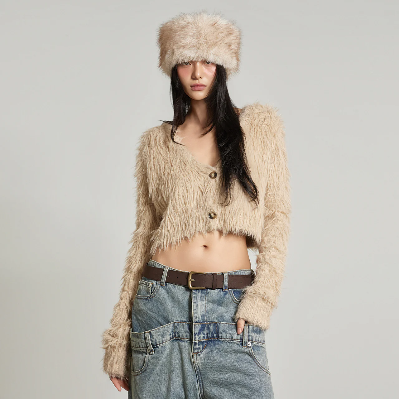 J2973 Fur Crop Cardigan - Image 2