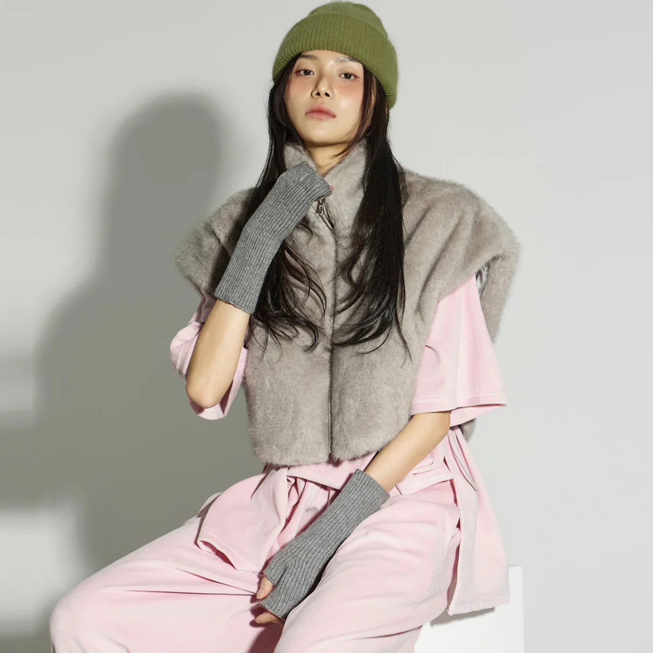 J3011 Fur Vest - Image 2