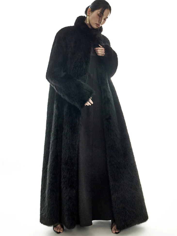 J3034 Faux Fur Coat