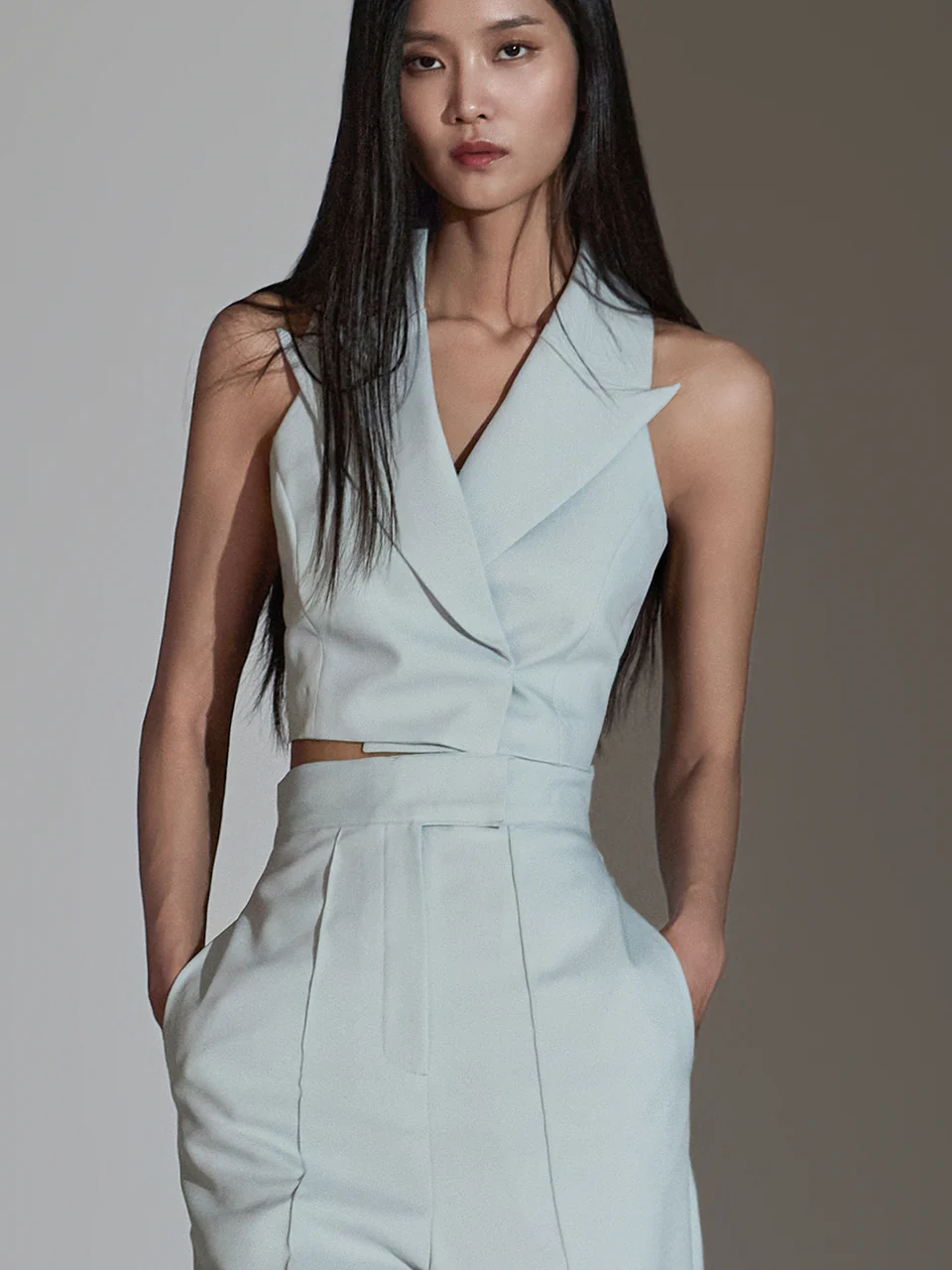 J9287 Crop Vest