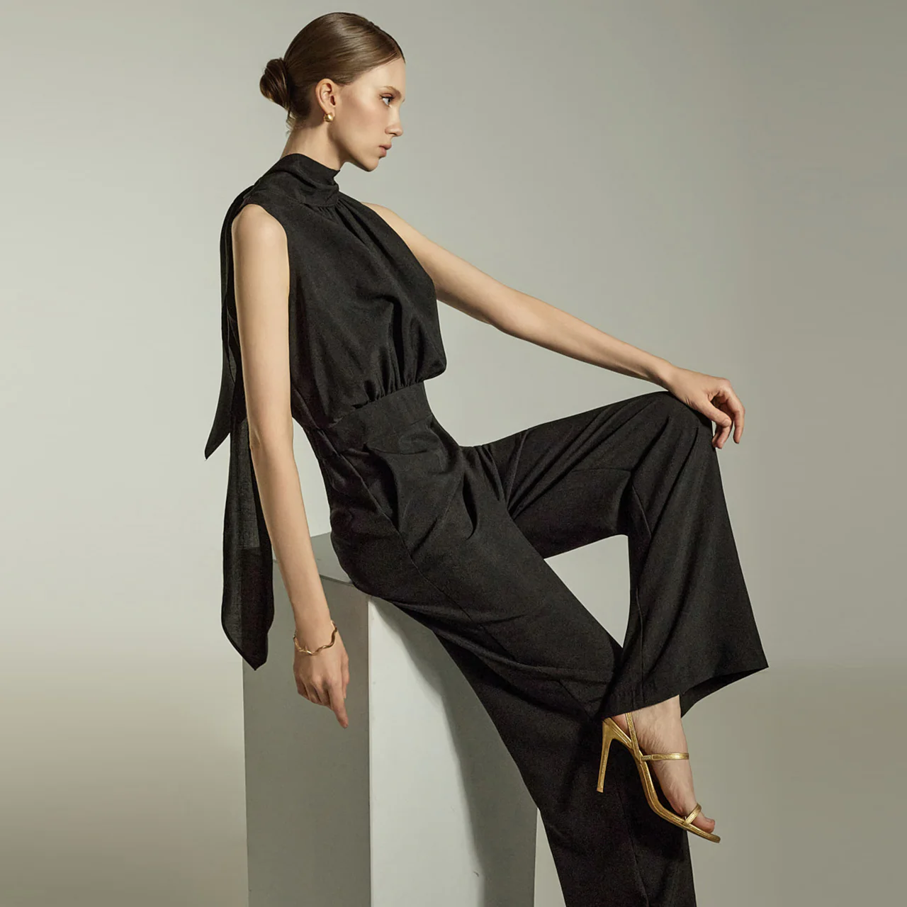 JS045 Strap Jumpsuit - Image 2