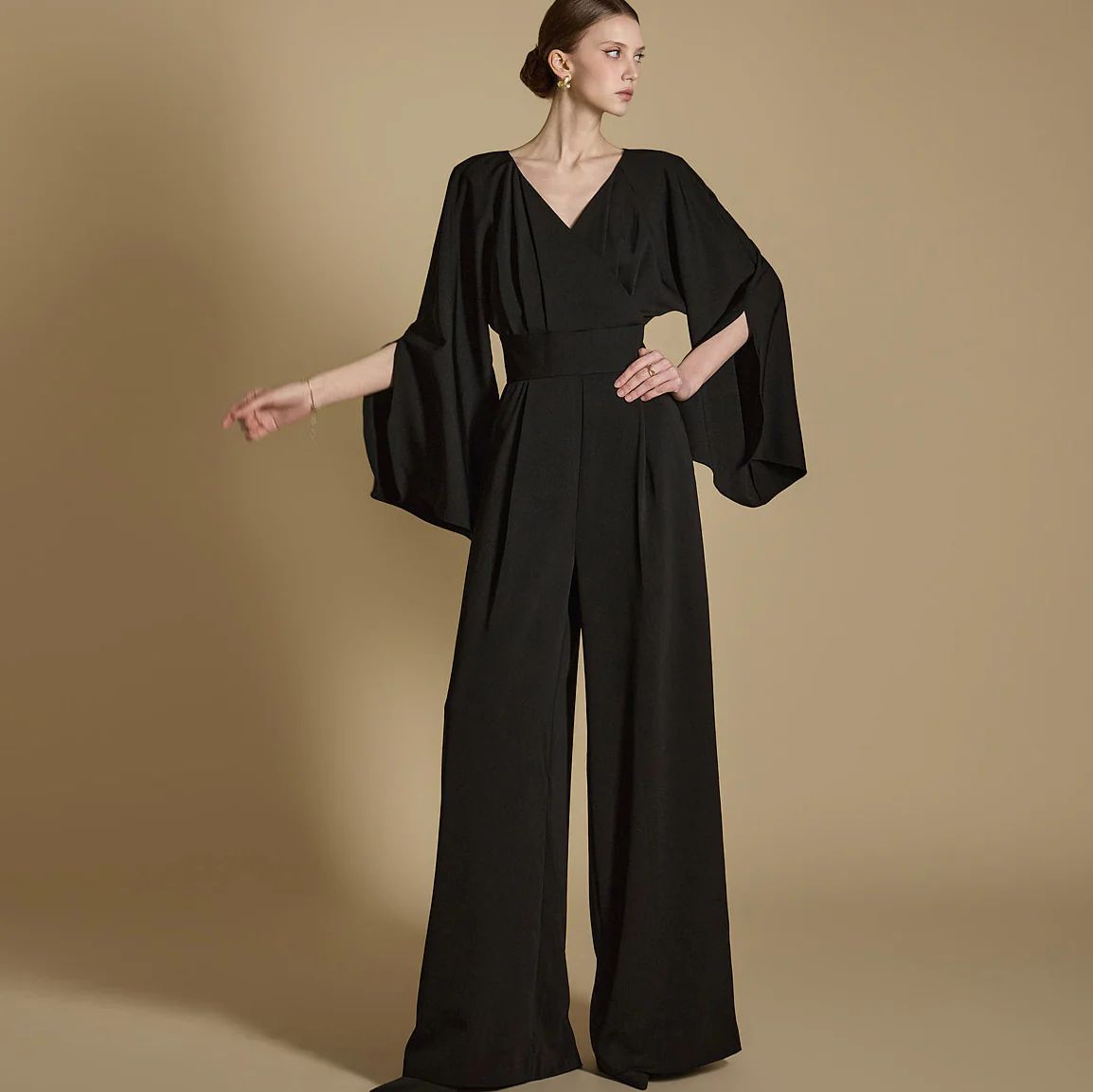 JS9019 V-neck Jumpsuit - Image 2