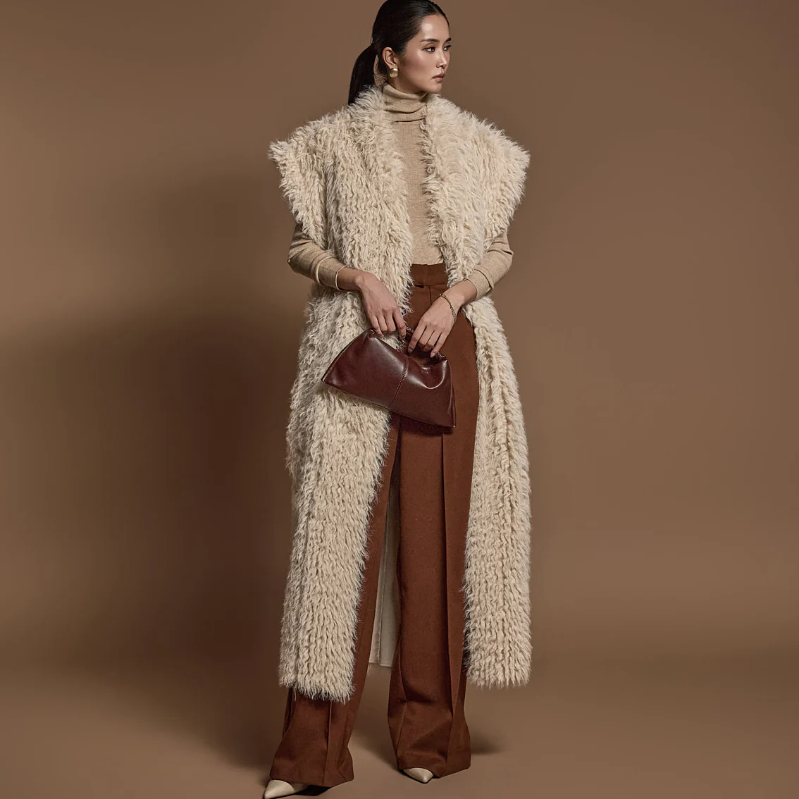 KSH42O2JK049 Fur Vest - Image 2