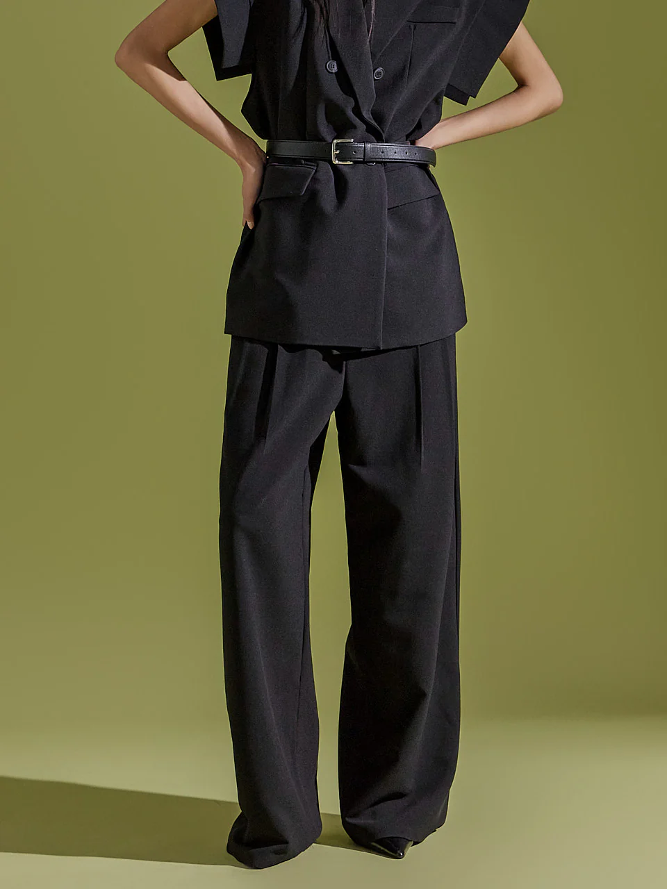 P3076 Wide Pants