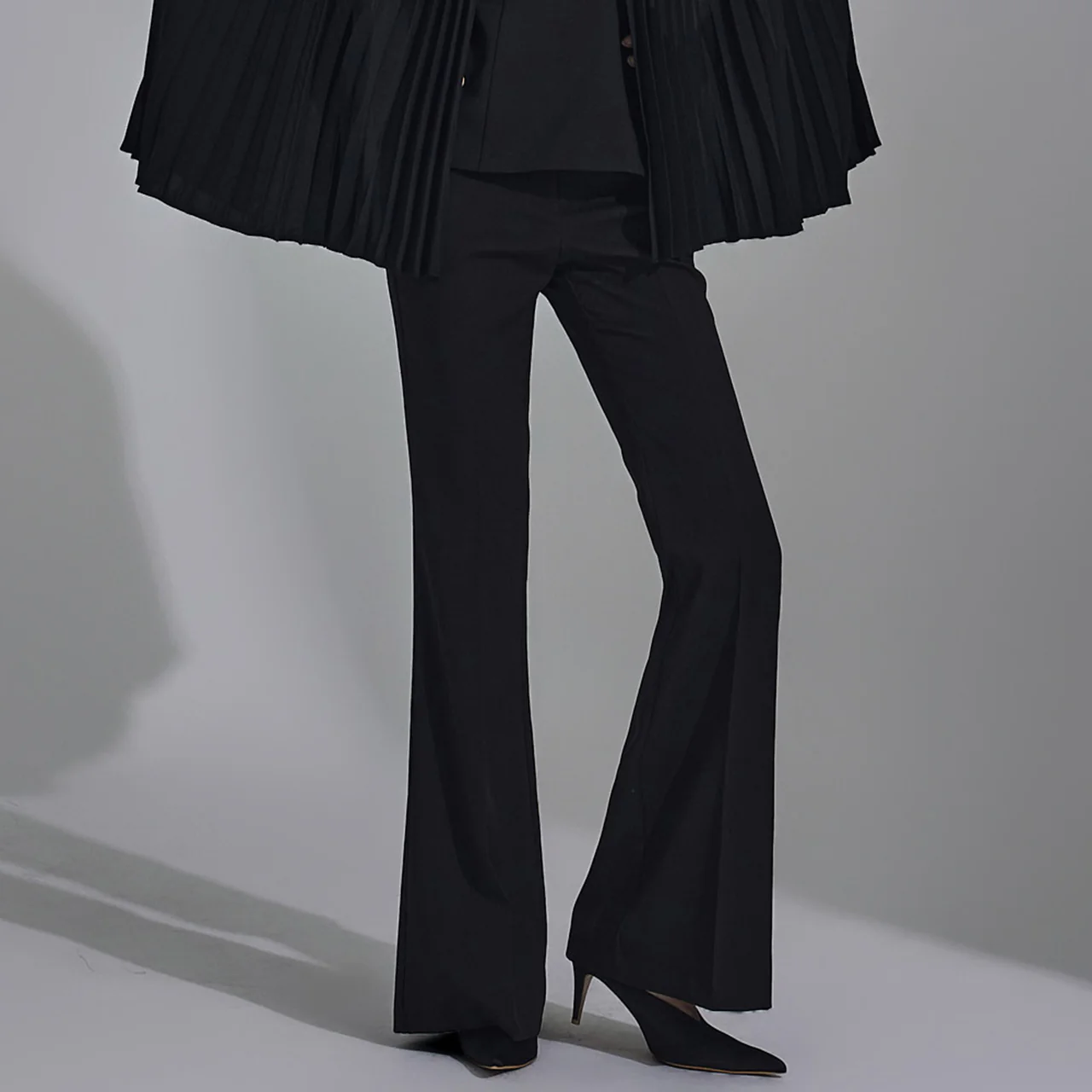 P3100 Flared Pants - Image 2