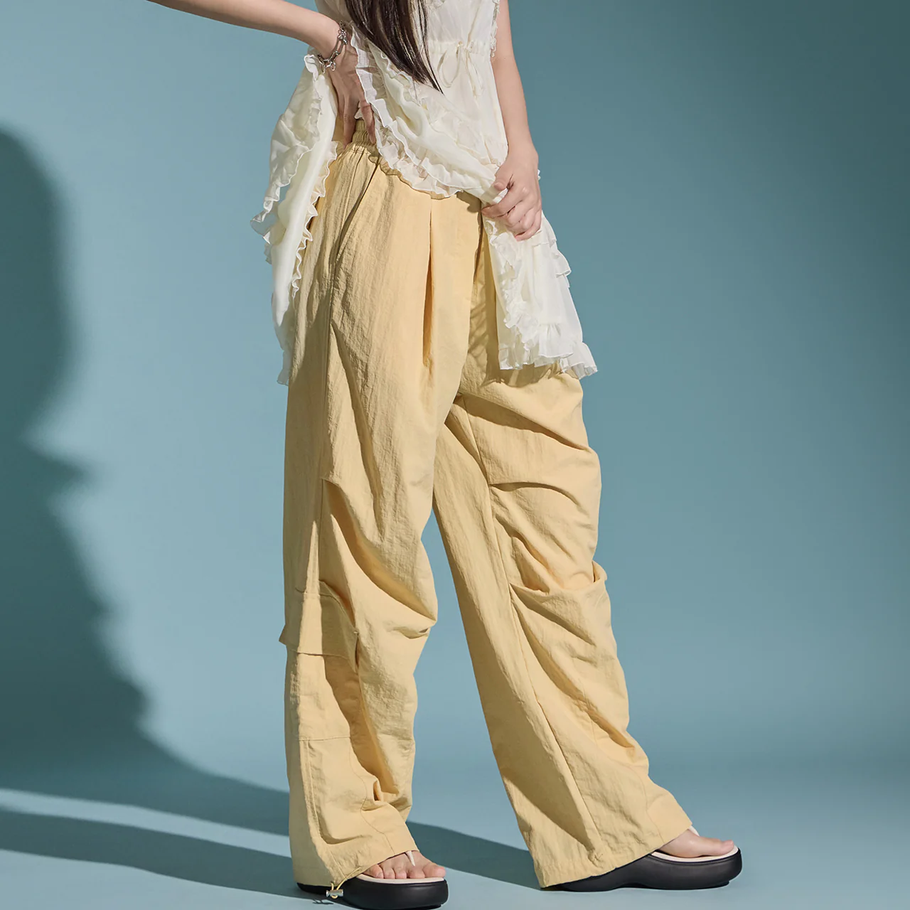 P3166 Nylon Cargo Pants - Image 2