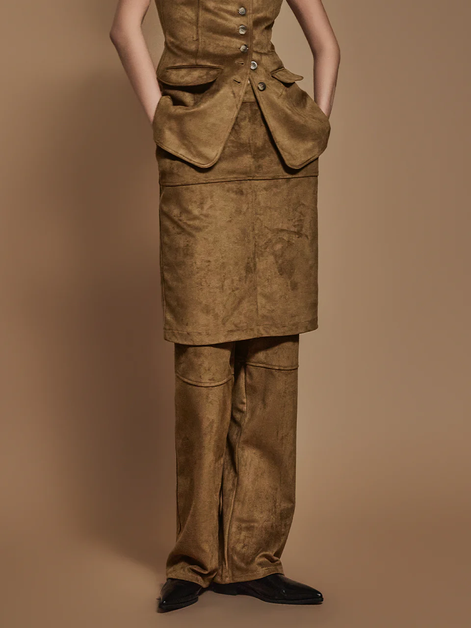P3292 Suede Skirt Pants