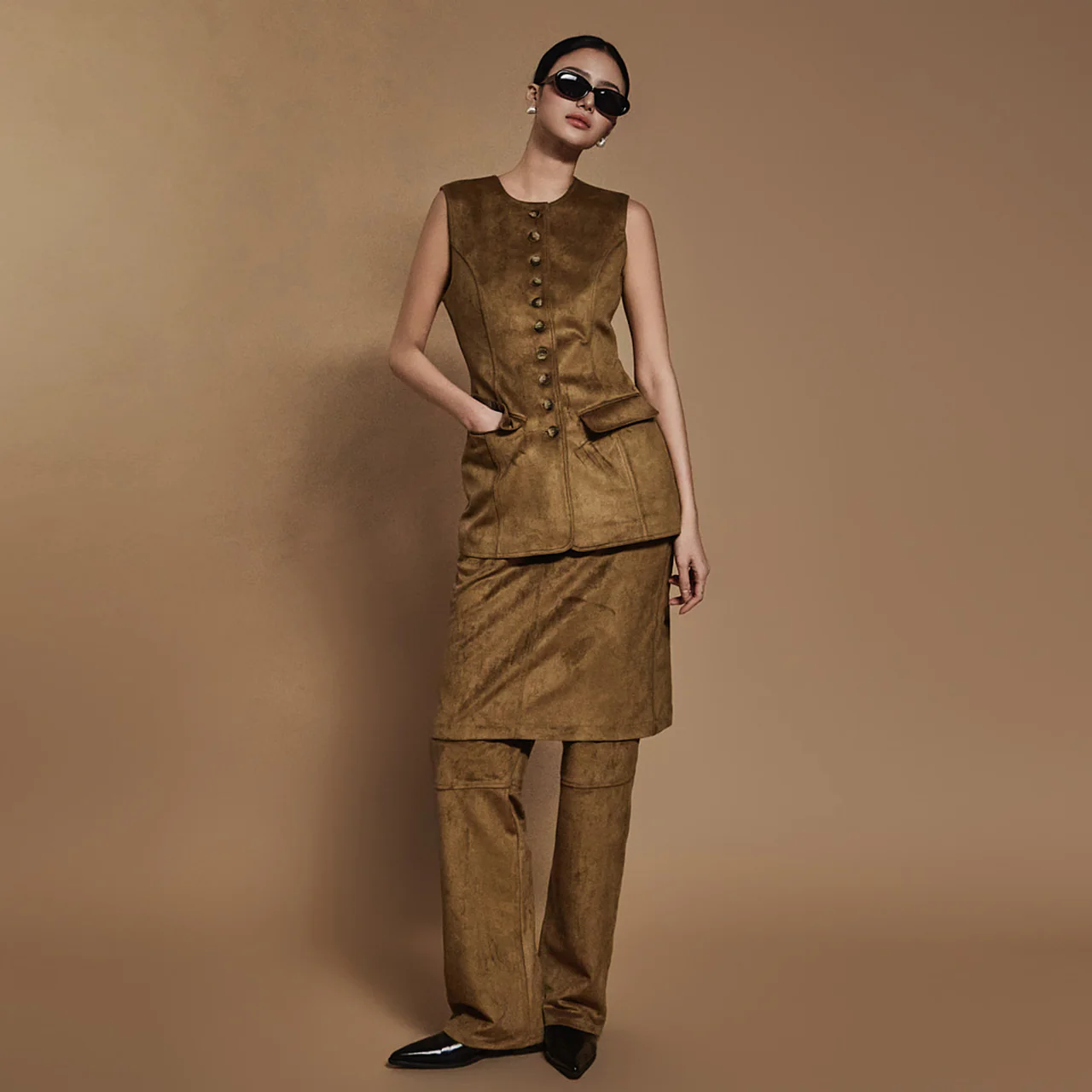 P3292 Suede Skirt Pants - Image 2
