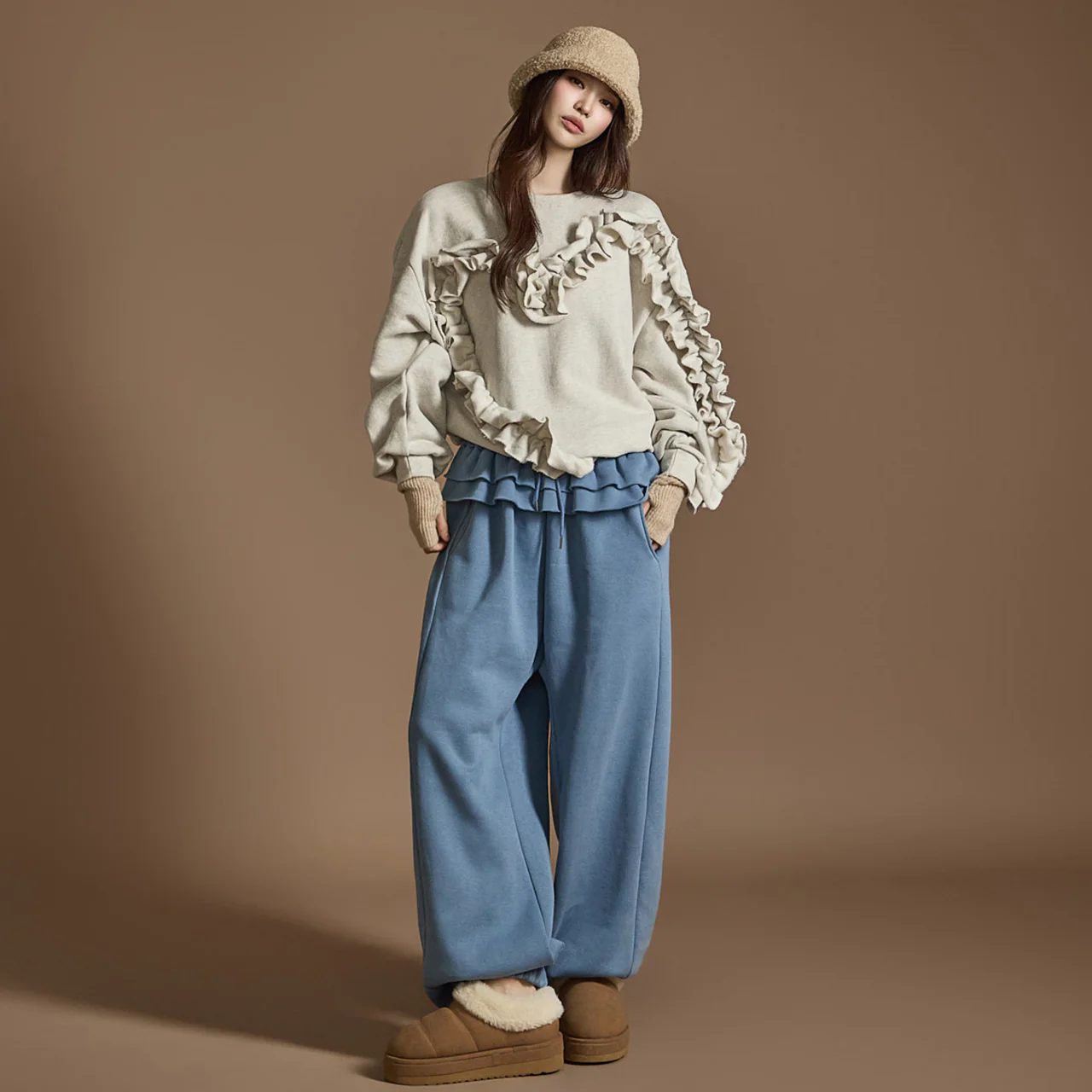 P3318 Fleece-lined Frill sweat Pants - Image 2
