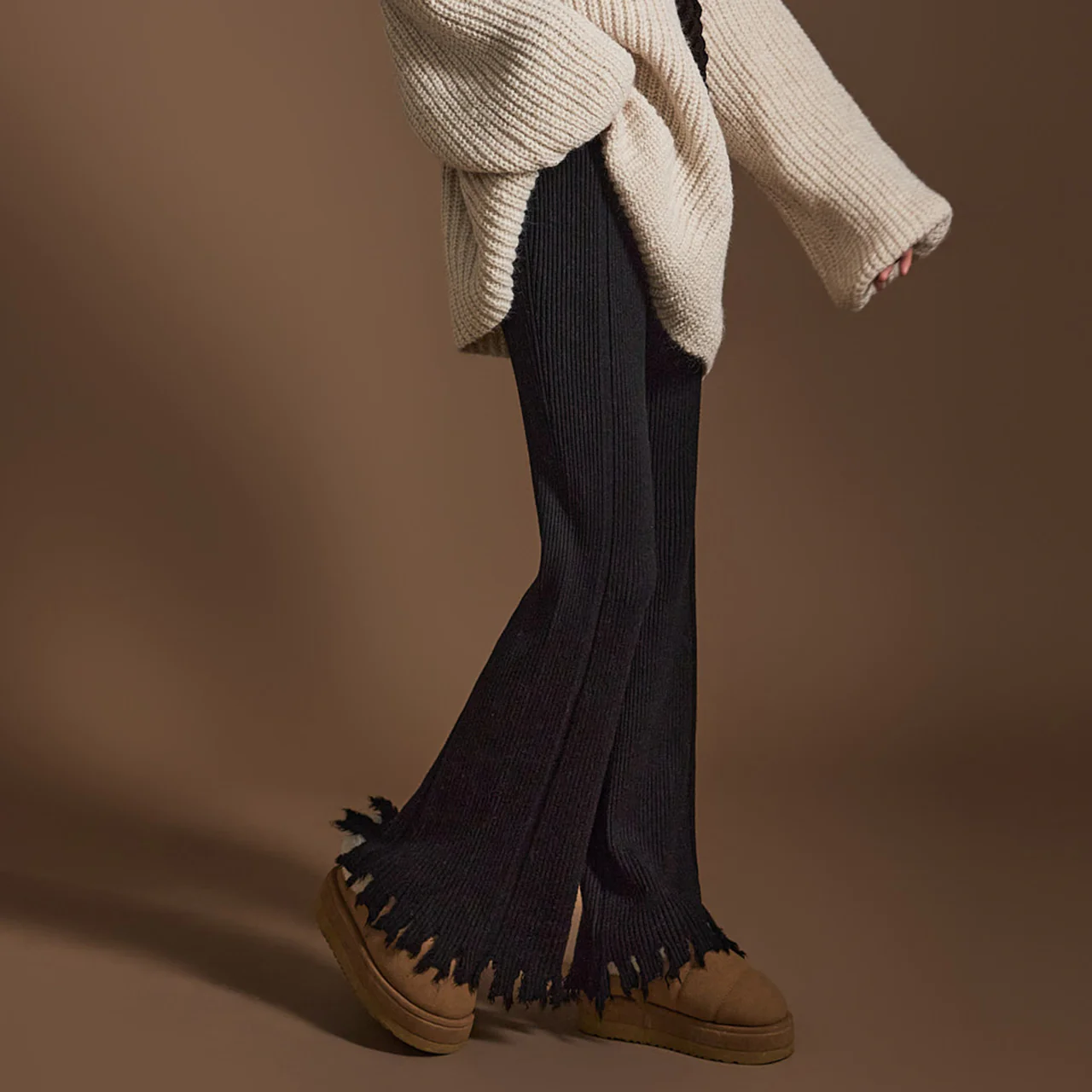 P3335 Vintage Knit Pants - Image 2