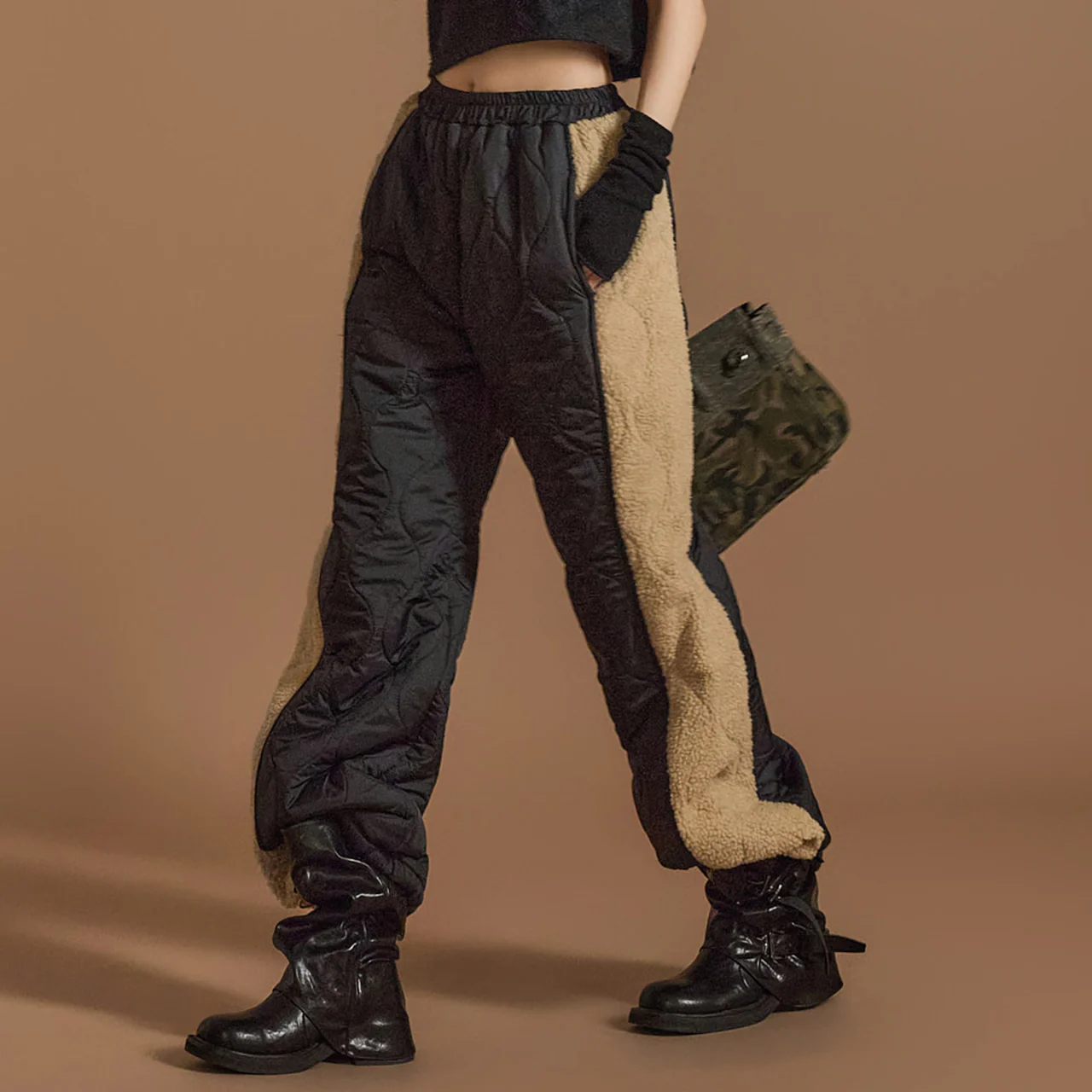 P3344 Bouclé Quilted pants - Image 2