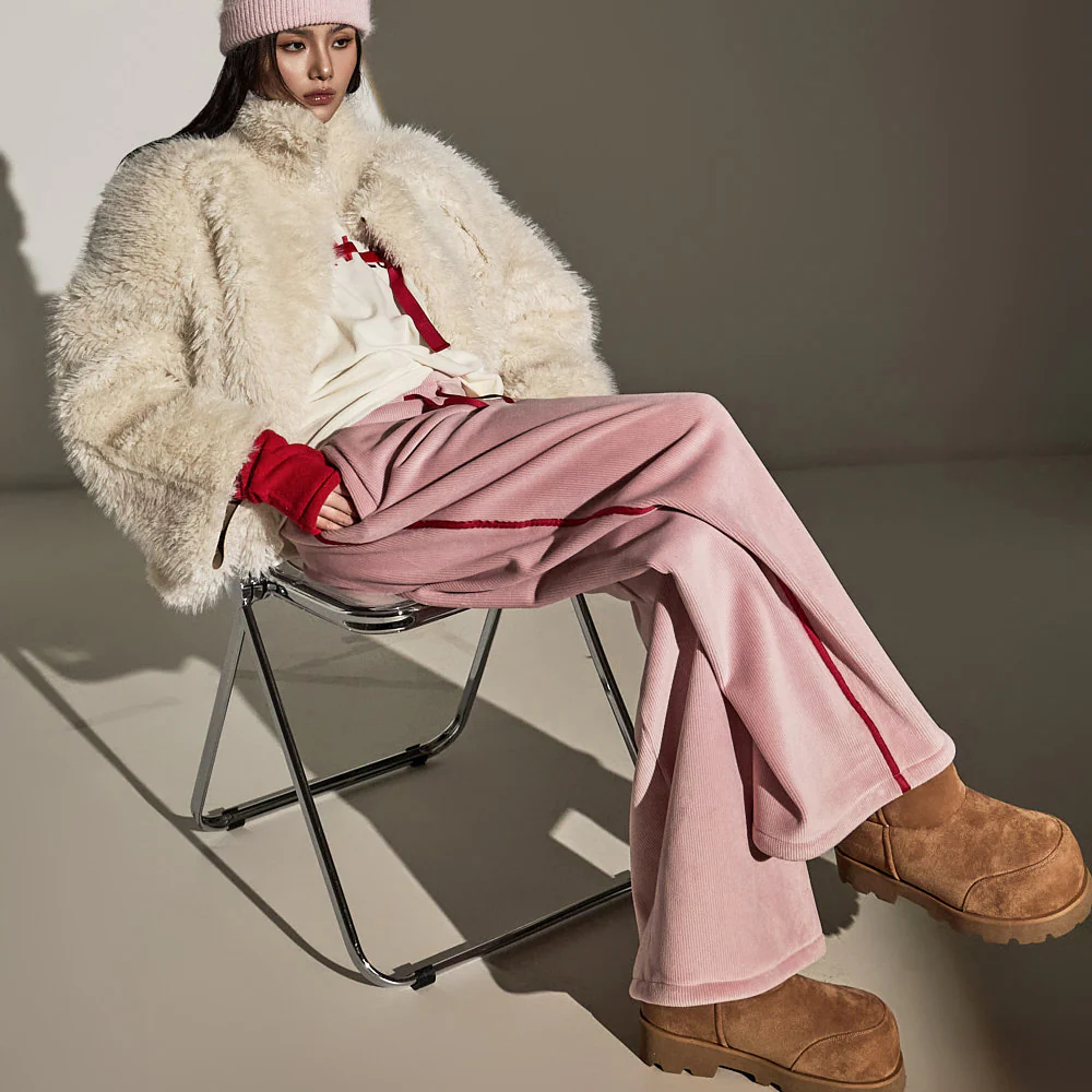 P3361 Velour Pants - Image 2