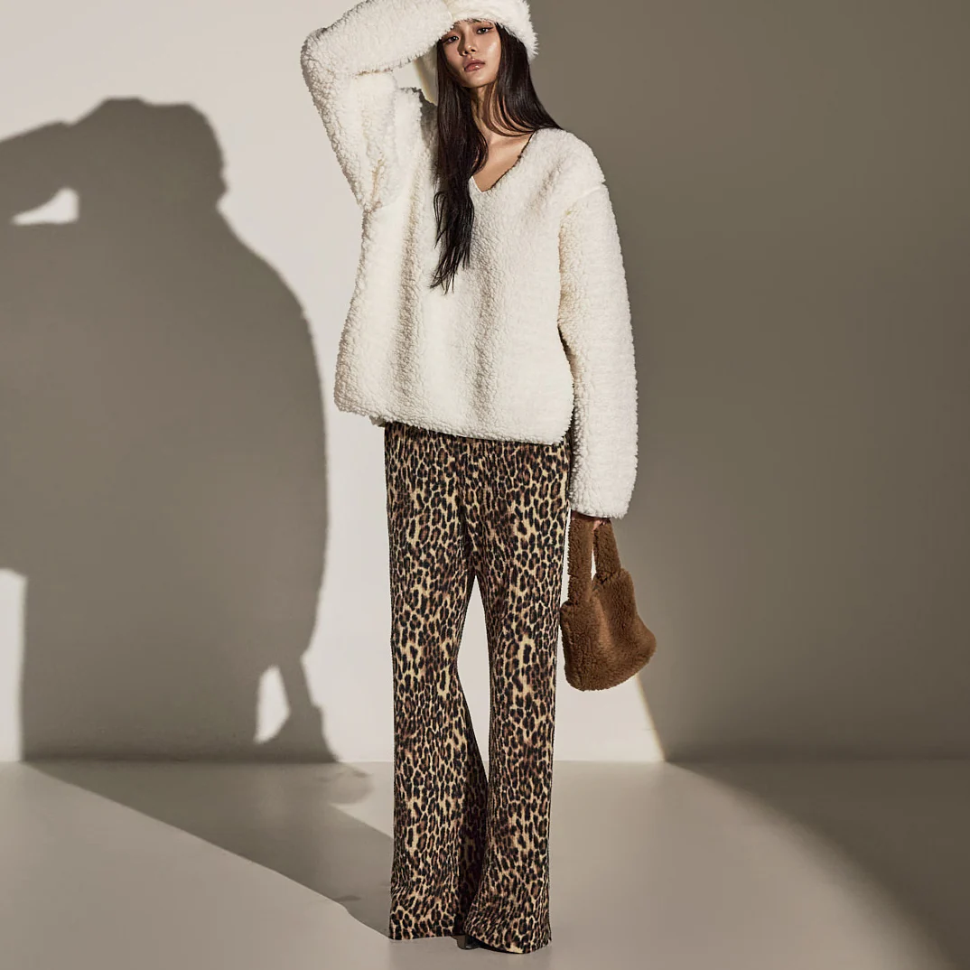 P3362 Fleece-lined Pleated Pants - Image 2