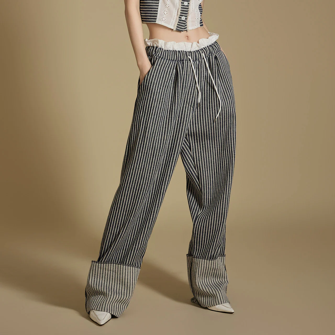 P3385 Roll-Up Pants - Image 2