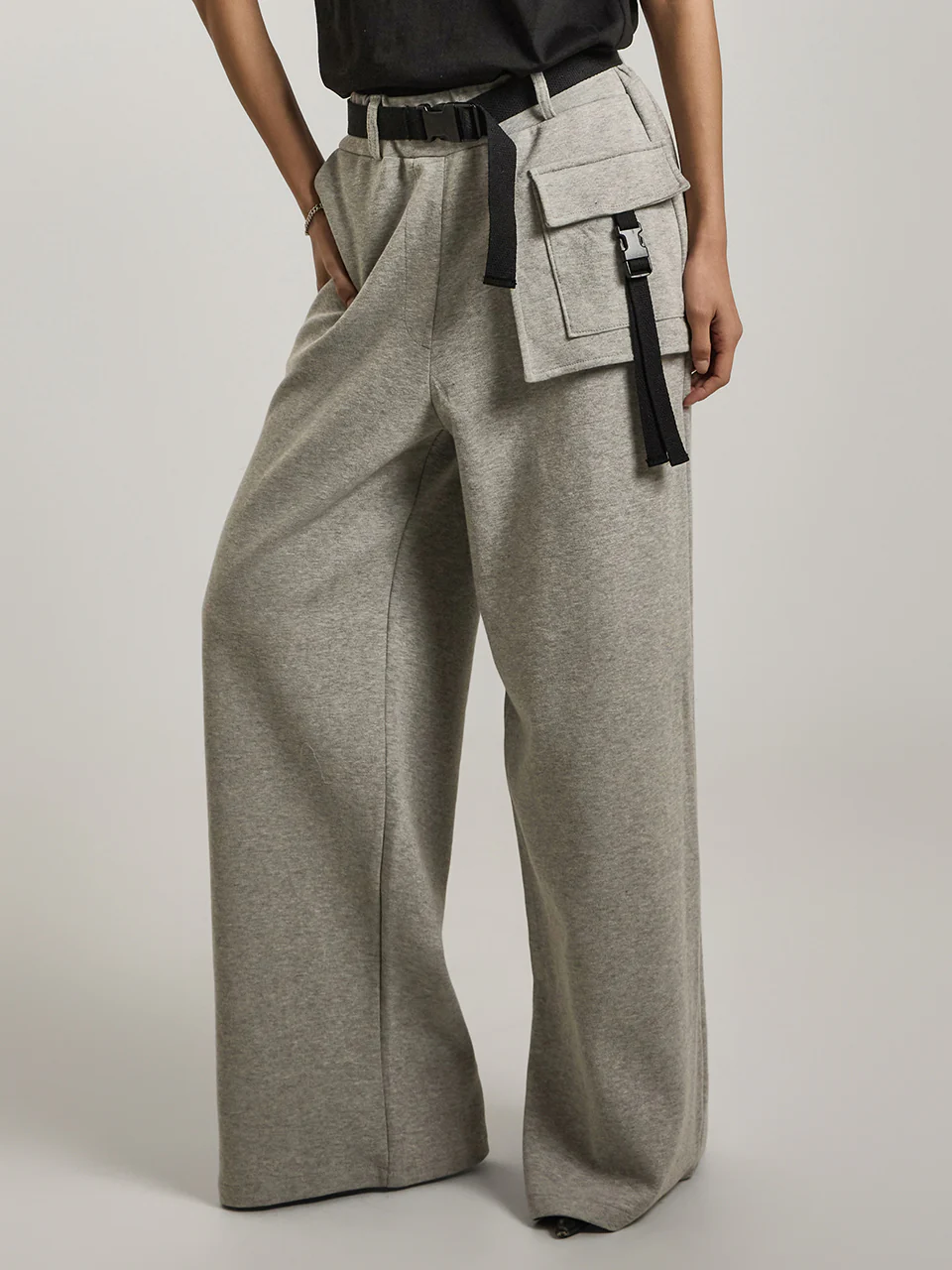 P3438 Belted Pants