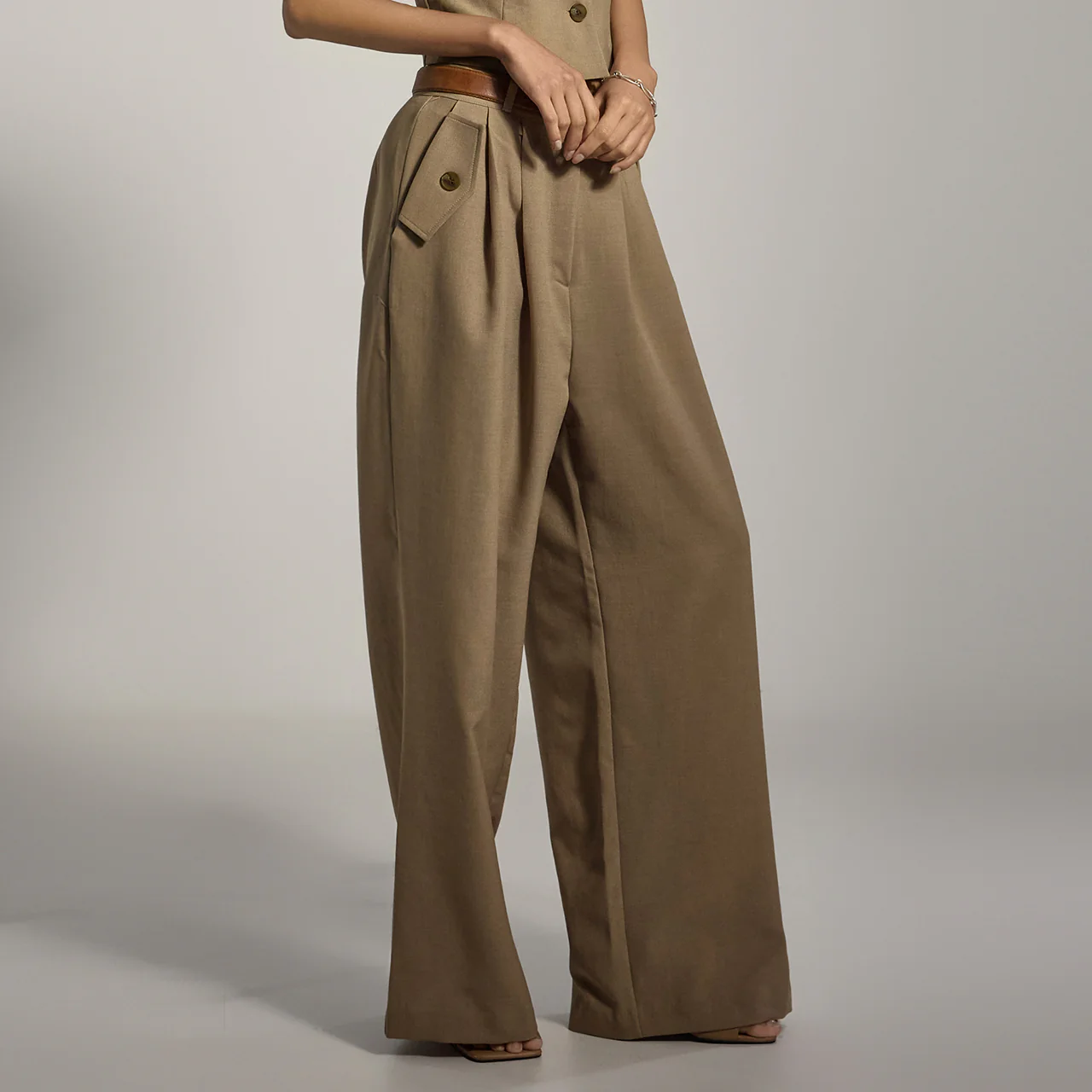 P3490 Wide Pants - Image 2