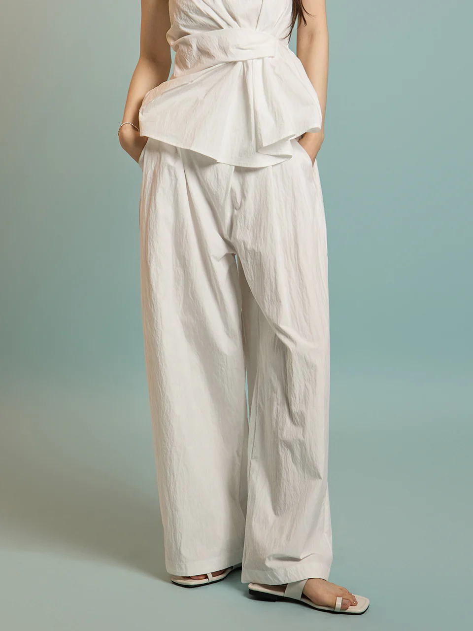 P3503 Pintuck Pants