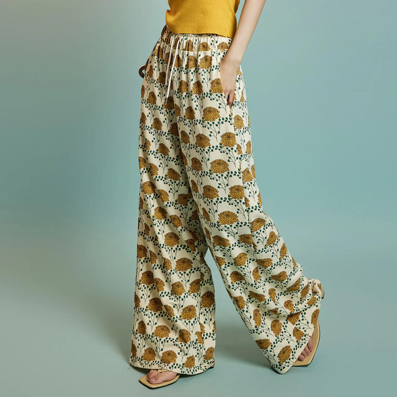 P3571 Flower Patterned Pants - Image 2